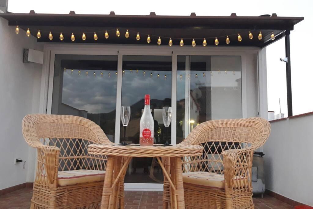 Apartamento Casa Con Vistas Al Campo Y Cocina Con Terraza Villanueva de San Juan Eksteriør billede