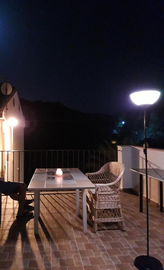 Apartamento Casa Con Vistas Al Campo Y Cocina Con Terraza Villanueva de San Juan Eksteriør billede